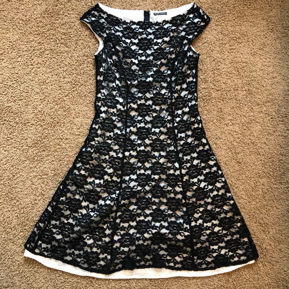 Delaru Black and White Lace Cocktail Dress